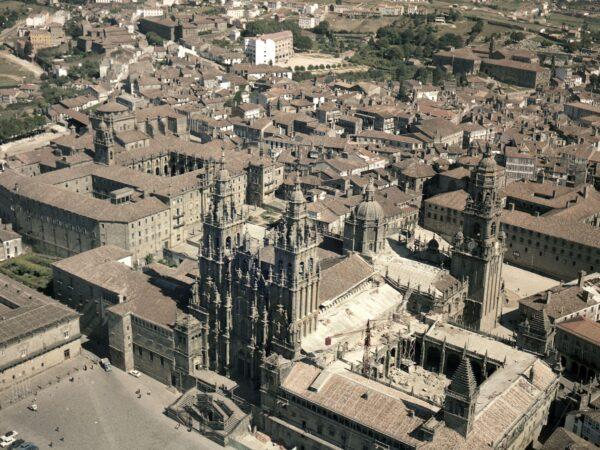 Alojamiento en el centro de Santiago de Compostela con vista al Casco Histórico y la Catedral
